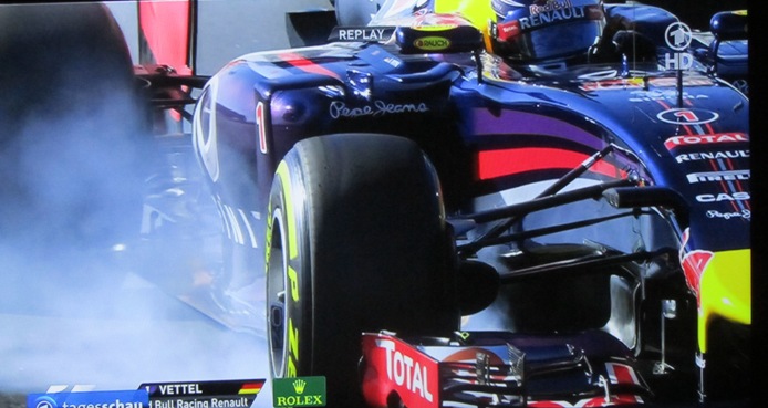 Der Bolide von Sebastioan Vettel auf der Bremse!